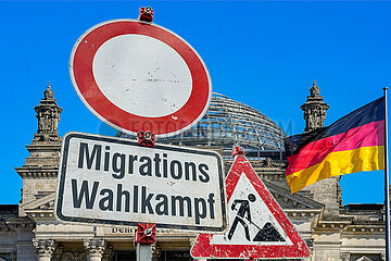Symbolische Schilder Migrationswahlkampf