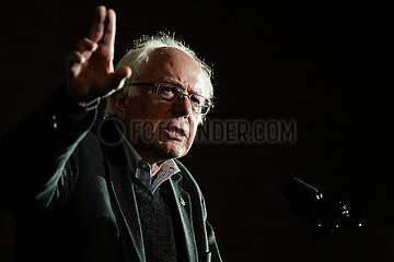 Bernie Sanders speaks at a campaign rally in Des Moines  Iowa