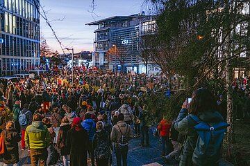 10.000 protestieren gegen Zusammenarbeit der CSU mit der AfD