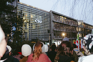 10.000 protestieren gegen Zusammenarbeit der CSU mit der AfD