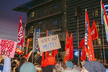 10.000 protestieren gegen Zusammenarbeit der CSU mit der AfD