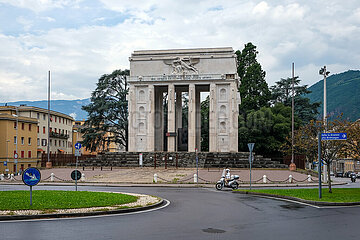 Siegesdenkmal am Siegesplatz  Altstadt  Bozen  Suedtirol  Italien