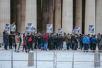 Antifaschistischer Protest gegen die Trauer Kundgebung der AfD wegen des mutmaßlichen Anschlags in München