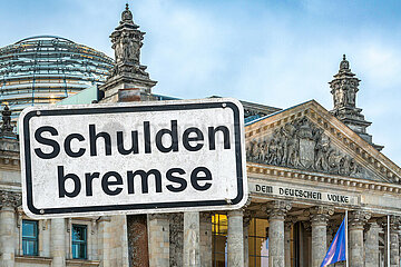 Symbolisches Schild Schuldenbremse