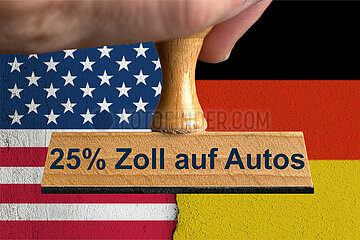 Symbolischer Stempel 25% Zoll auf Autos