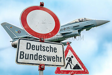 Symbolische Schilder Deutsche Bundeswehr