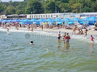 Der gut besuchte Strand von Odessa