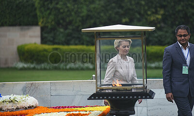 Ursula von der Leyen at the Gandhi memorial in New Delhi