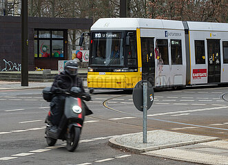 Berlin  Deutschland - Neugebaute Trasse der Strassenbahn M10 in Berlin-Moabit