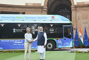 Narendra Modi meets Ursula von der Leyen