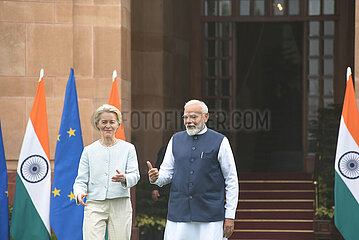 Narendra Modi meets Ursula von der Leyen
