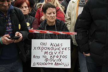 Greece: Massive protest in Athens on rail crash anniversary