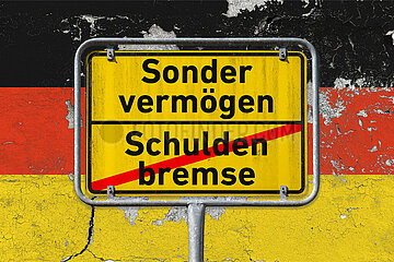 Symbolisches Ortsschild Sondervermoegen - Schuldenbremse