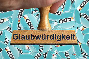 Symbolischer Stempel Glaubwuerdigkeit
