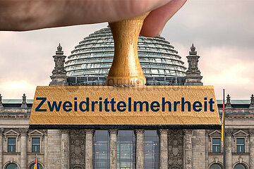 Symbolischer Stempel Zweidrittelmehrheit