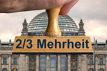 Symbolischer Stempel 2/3 Mehrheit