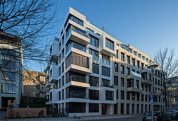 Berlin  Deutschland - Neubau von Wohnhaeusern in der Koepenicker Strasse