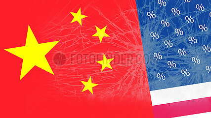 Flagge der Volksrepublik China neben manipulierter Flagge der USA