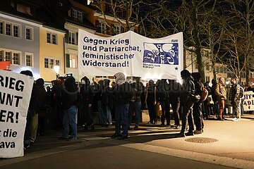 Unbewilligte Demo zum Weltfrauentag in Winterthur