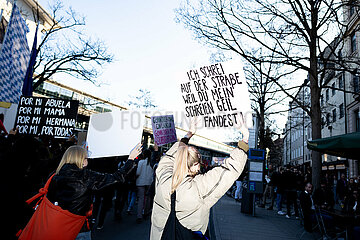 Protest zum Internationalenfrauentag in München