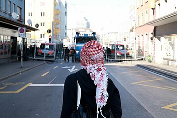 Demo zum internationalen Frauentag in Zürich / Schweiz