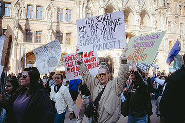 Protest zum Internationalenfrauentag in München