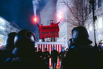 Protestaktion gegen rechten Aufmarsch in Nürnberg