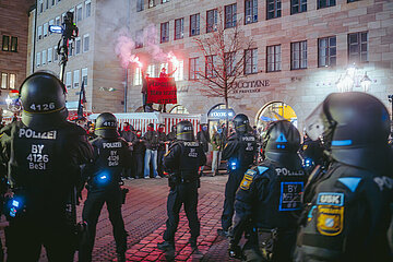 Protestaktion gegen rechten Aufmarsch in Nürnberg