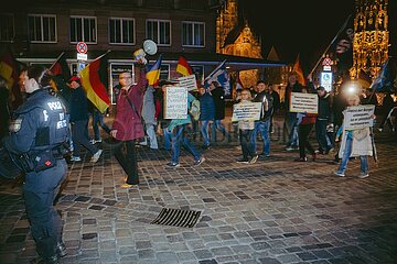 Protestaktion gegen rechten Aufmarsch in Nürnberg