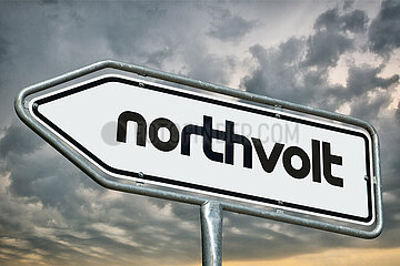 Symbolischer Wegweiser Northvolt