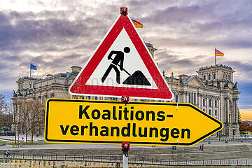 Symbolische Schilder Koalitionsverhandlungen