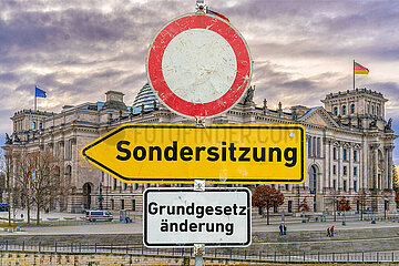 Symbolische Schilder Sondersitzung - Grundgestzaenderung