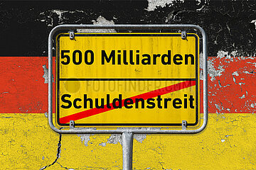 Symbolisches Ortsschild 500 Milliarden - Schuldenstreit