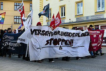 Gegenprotest und Protest von Reichsbürgern in Schwerin