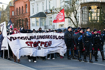 Gegenprotest und Protest von Reichsbürgern in Schwerin