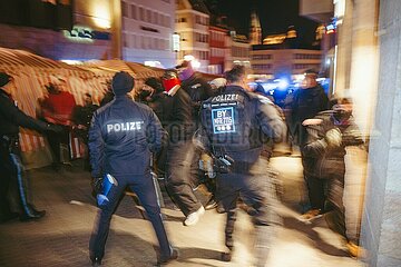 Protestaktion gegen Rechte Demo in Nürnberg