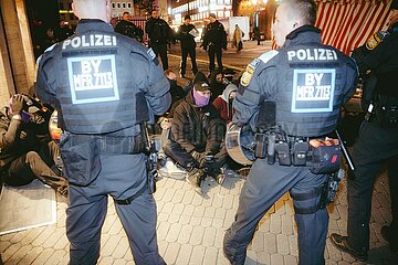 Protestaktion gegen Rechte Demo in Nürnberg