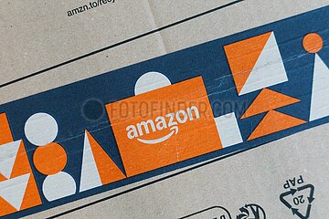 Amazon testet neue Gebühren für verpackte Retouren.