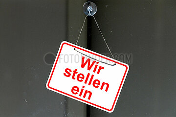 Symbolisches Fensterschild Wir stellen ein