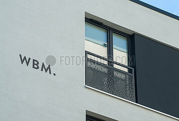 Berlin  Deutschland - Nachverdichtung von Wohnraum durch Neubauten der WBM in der Ifflandstrasse in Berlin-Mitte
