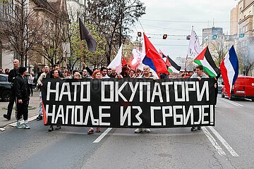 Anti-NATO-Protest in Belgrad / Serbien