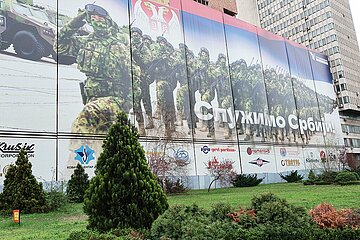 Die Ruine des ehemaligen Verteidigungsministeriums von Jugoslawien in Belgrad.