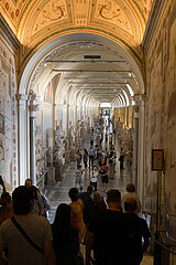 Vatikanstadt  Italien  Menschen im Chiaramonti Museum