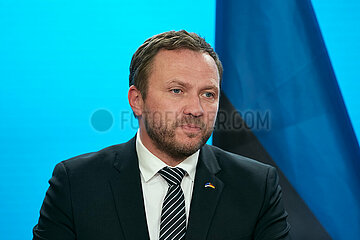 Berlin  Deutschland - Der estnische Aussenminister Margus Tsahkna bei einer Pressekonferenz im Aussenministerium.