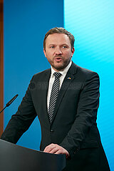Berlin  Deutschland - Der estnische Aussenminister Margus Tsahkna bei einer Pressekonferenz im Aussenministerium.