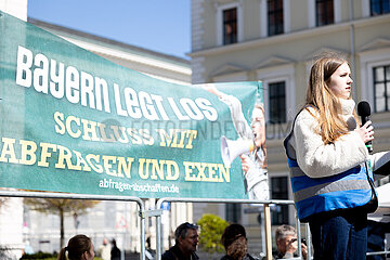 Protest gegen Exen und Ausfragen in München