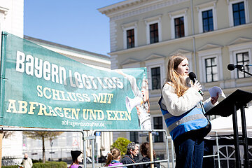 Protest gegen Exen und Ausfragen in München