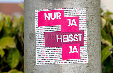 Aufkleber - NUR JA HEISST JA