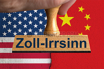 Symbolischer Stempel Zoll-Irrsinn