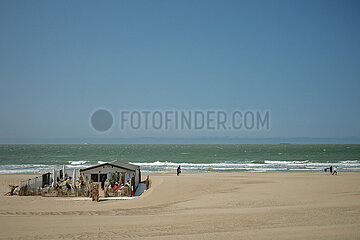 De Haan  Belgien  BE - Nordsee-Strand